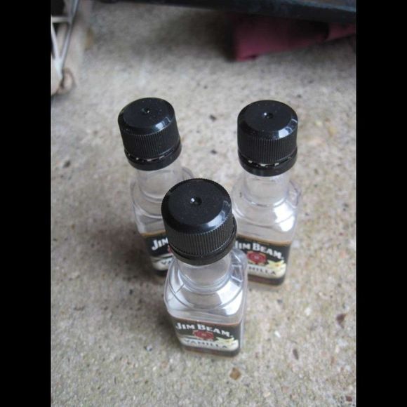 Jim Beam Vanilla Bourbon 750ml Clear Glass Bottle 3 Plastic 50ml Bottles Crafts - Picture 10 of 10